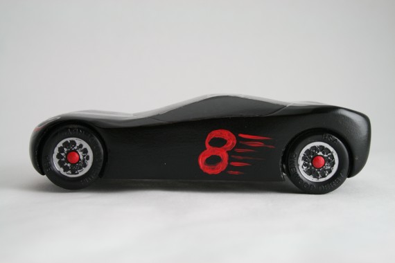 That's a great looking Pinewood Derby Car! - Go 8!